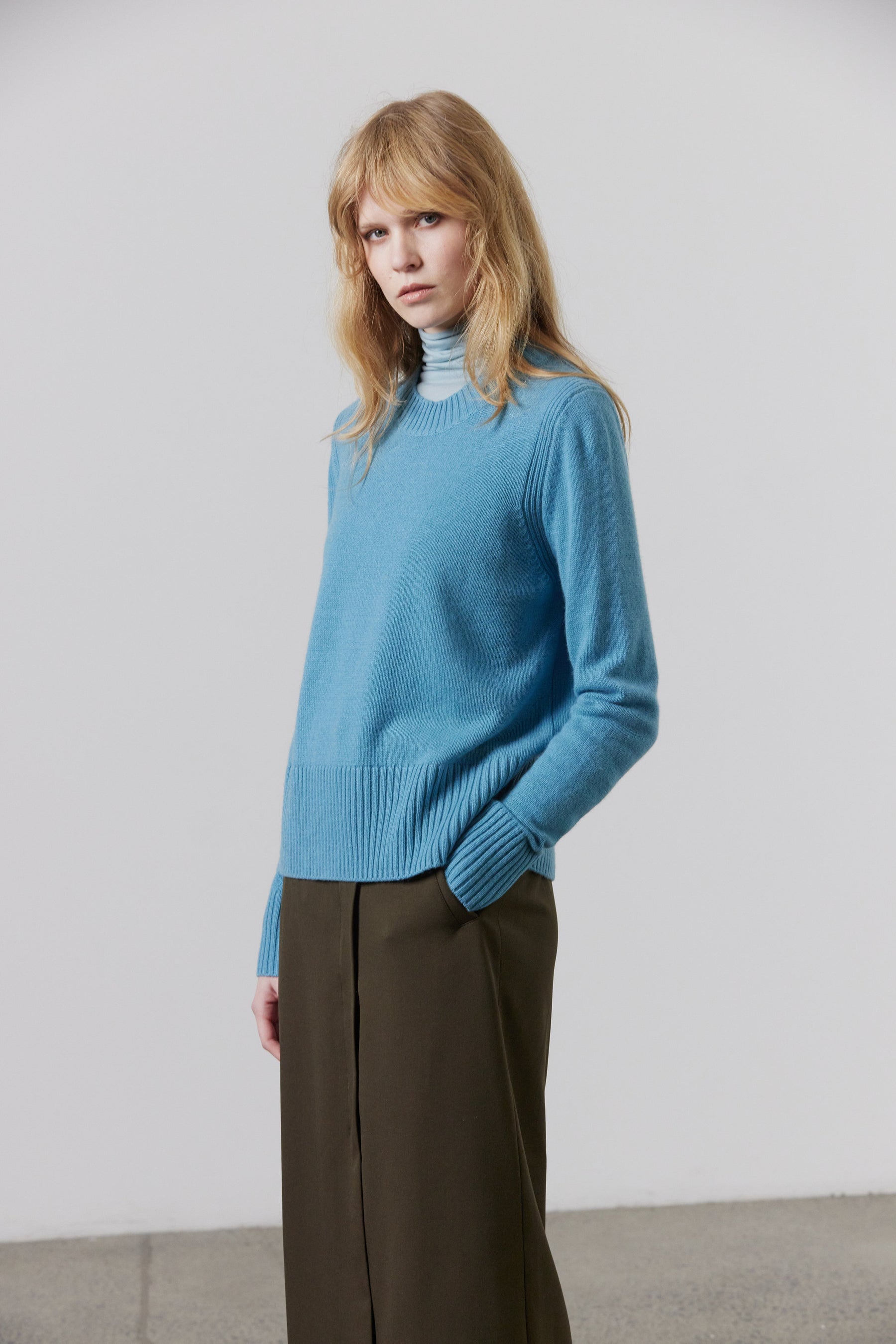 Laing | Chunky Cashmere Crew - Cerulean