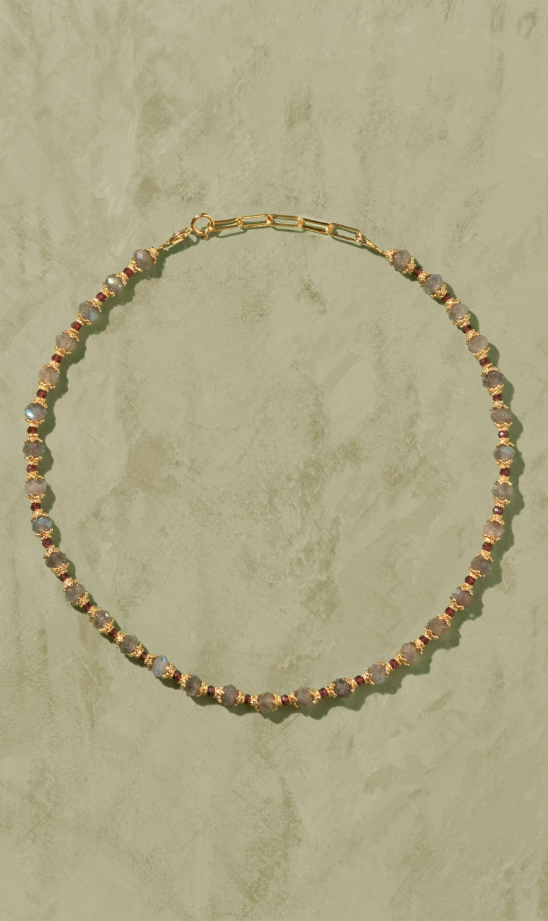 Tityaravy | Sriphala Complete Necklace - Labradorite/Garnet