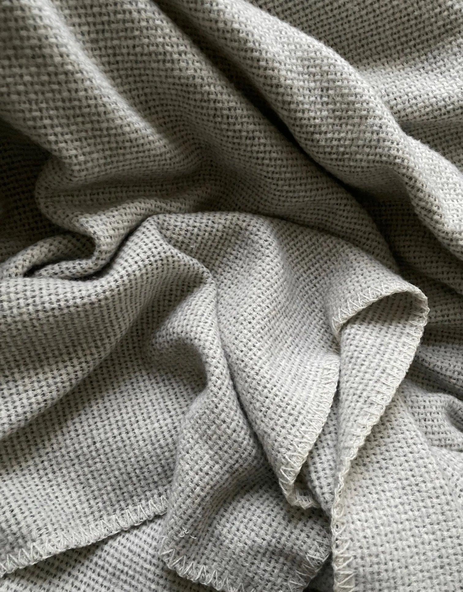Isle Of Omni | Wool and Alpaca Blanket