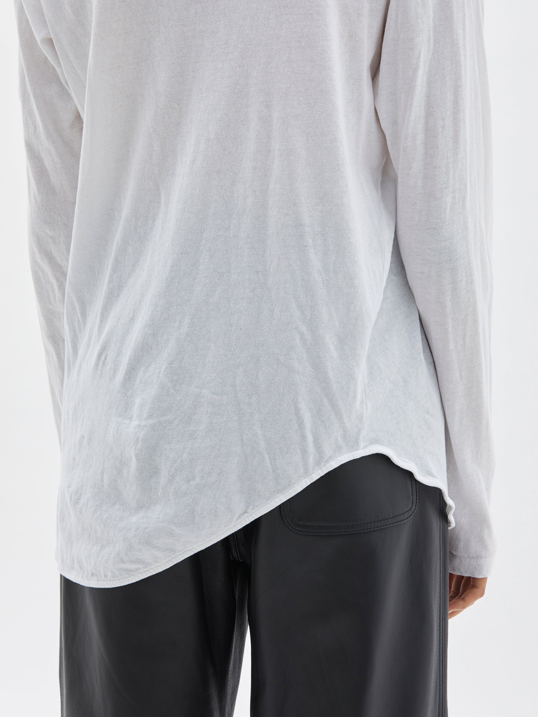 Bassike | Regular Scoop Hem Long Sleeve T.Shirt - White