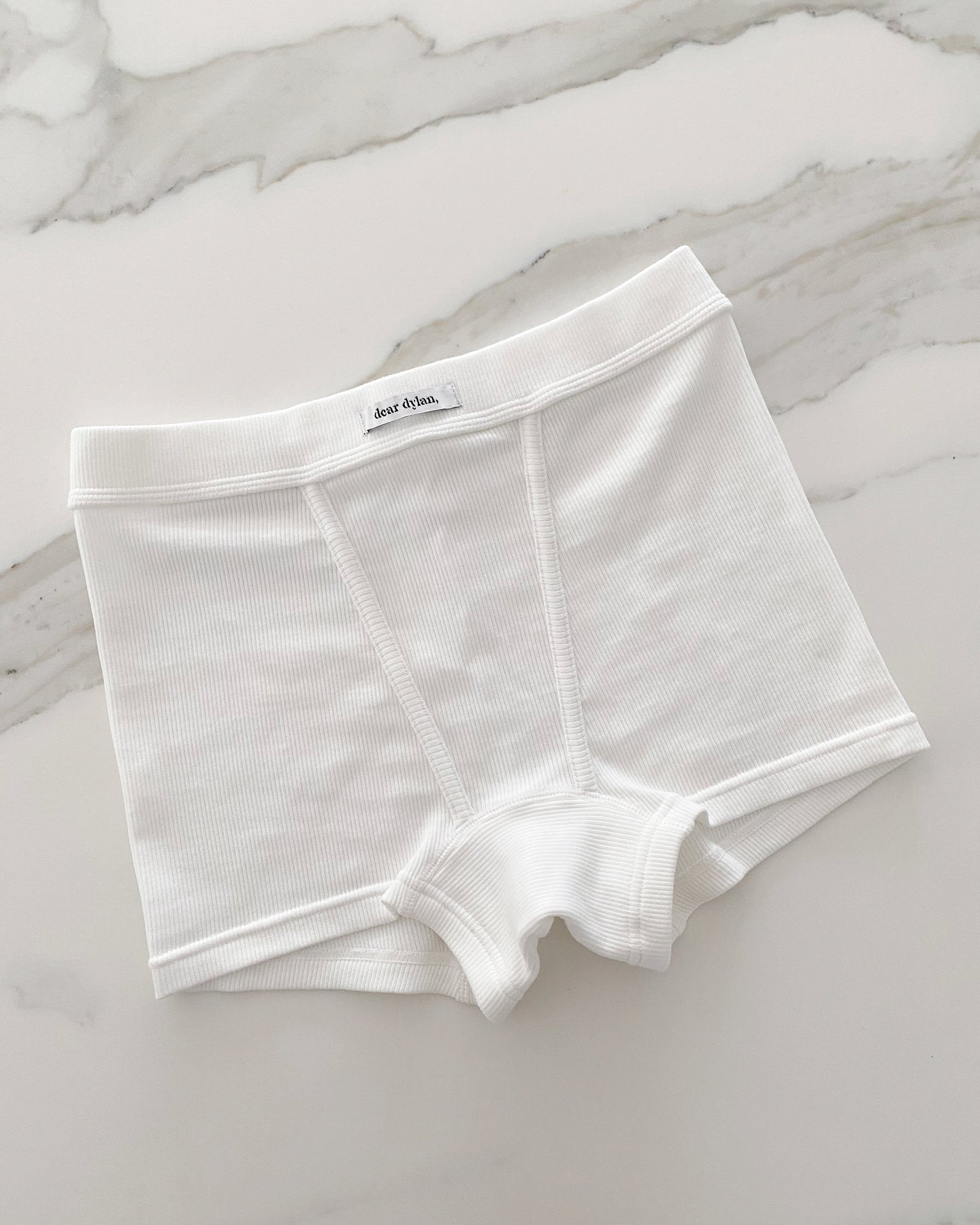 Dear Dylan | Organic Mid Rise Boyfriend Short - Blanc