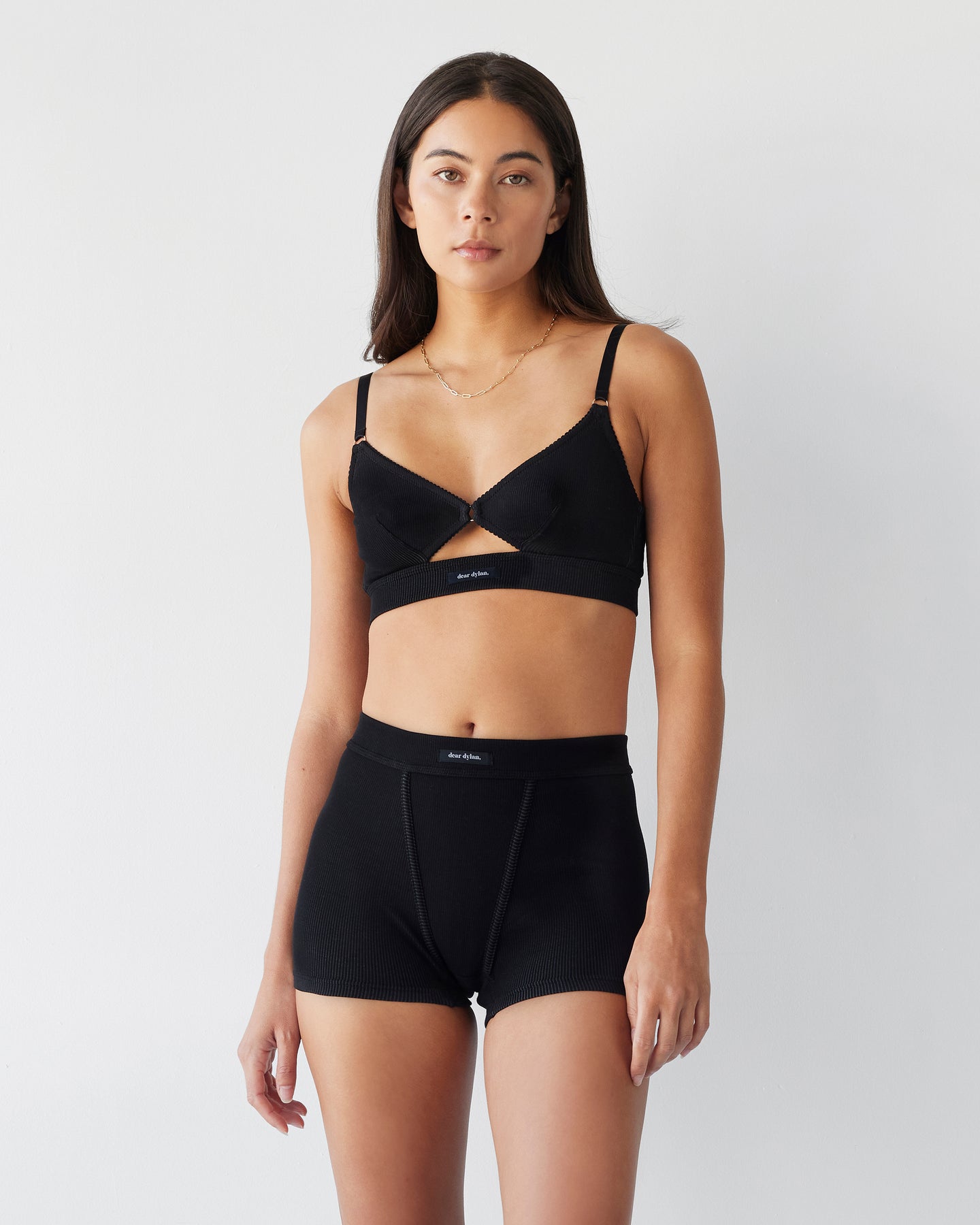 Dear Dylan | Organic Mid Rise Boyfriend Short - Noir