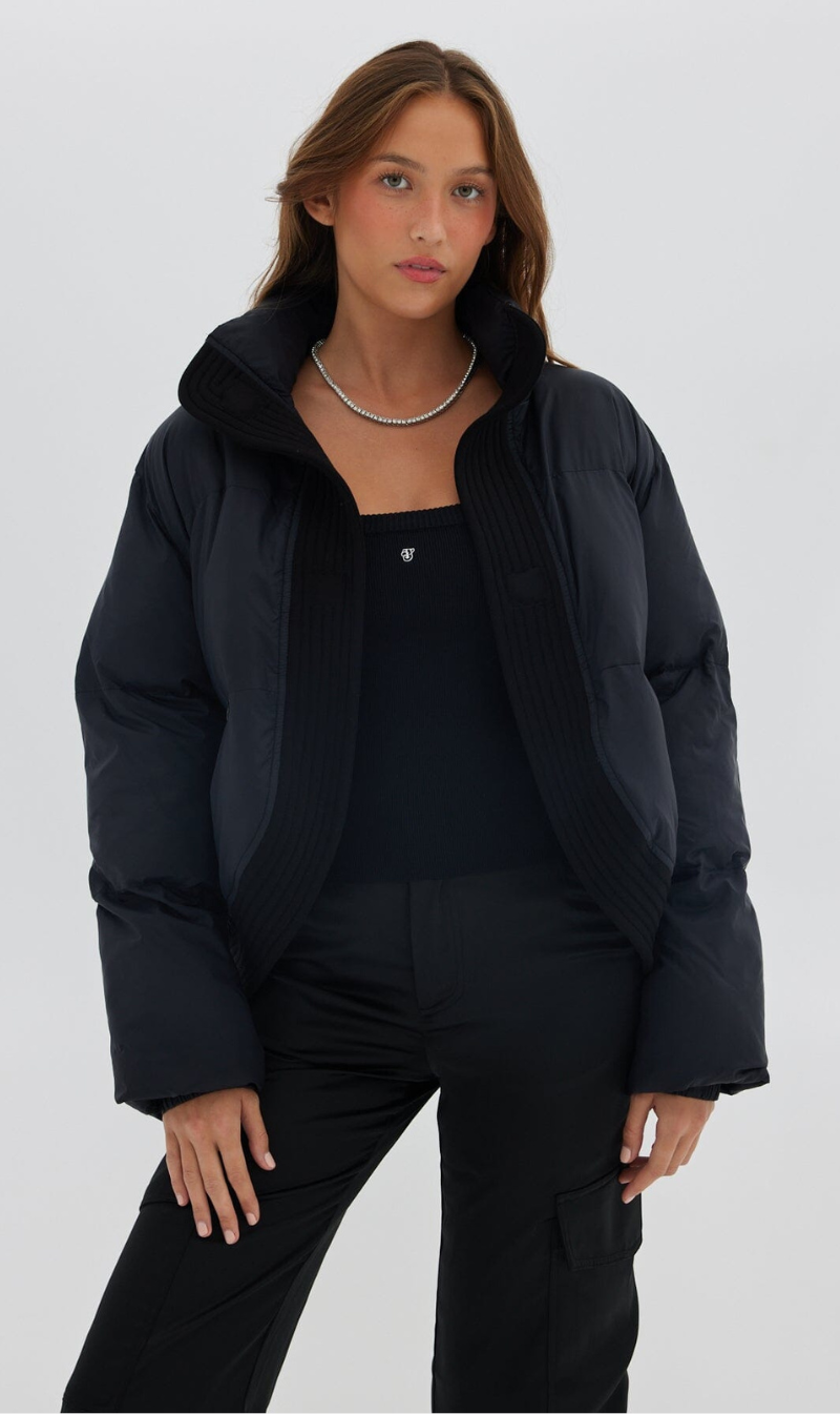 Toast Society | Curved Front Puffer - Black