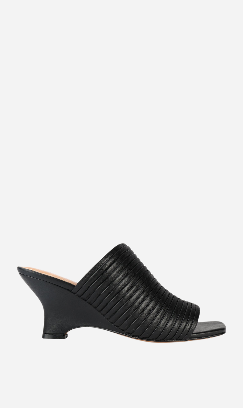 Deadly Ponies | Caballo Mule - Black Pleated