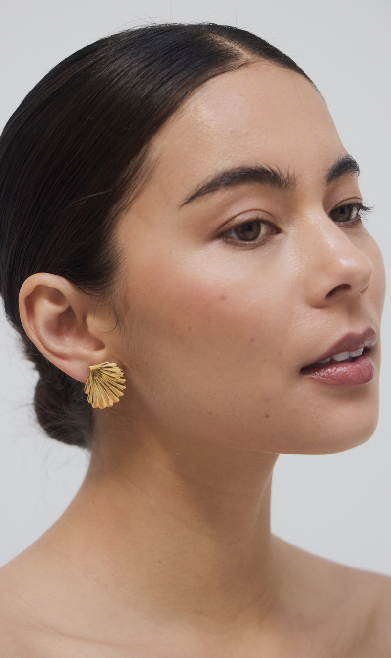 La Tribe | Clam Earring - Gold