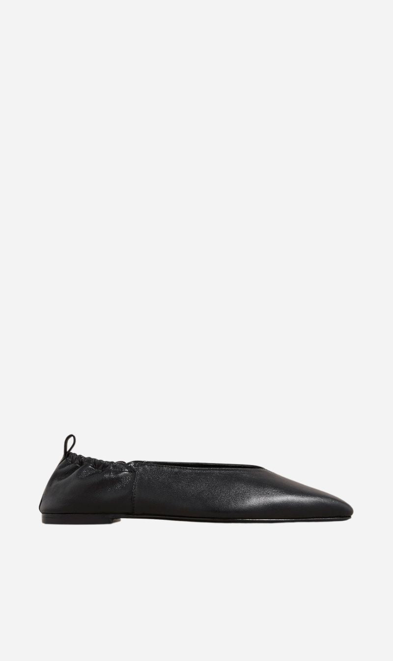 A.Emery | The Brie Flat - Black