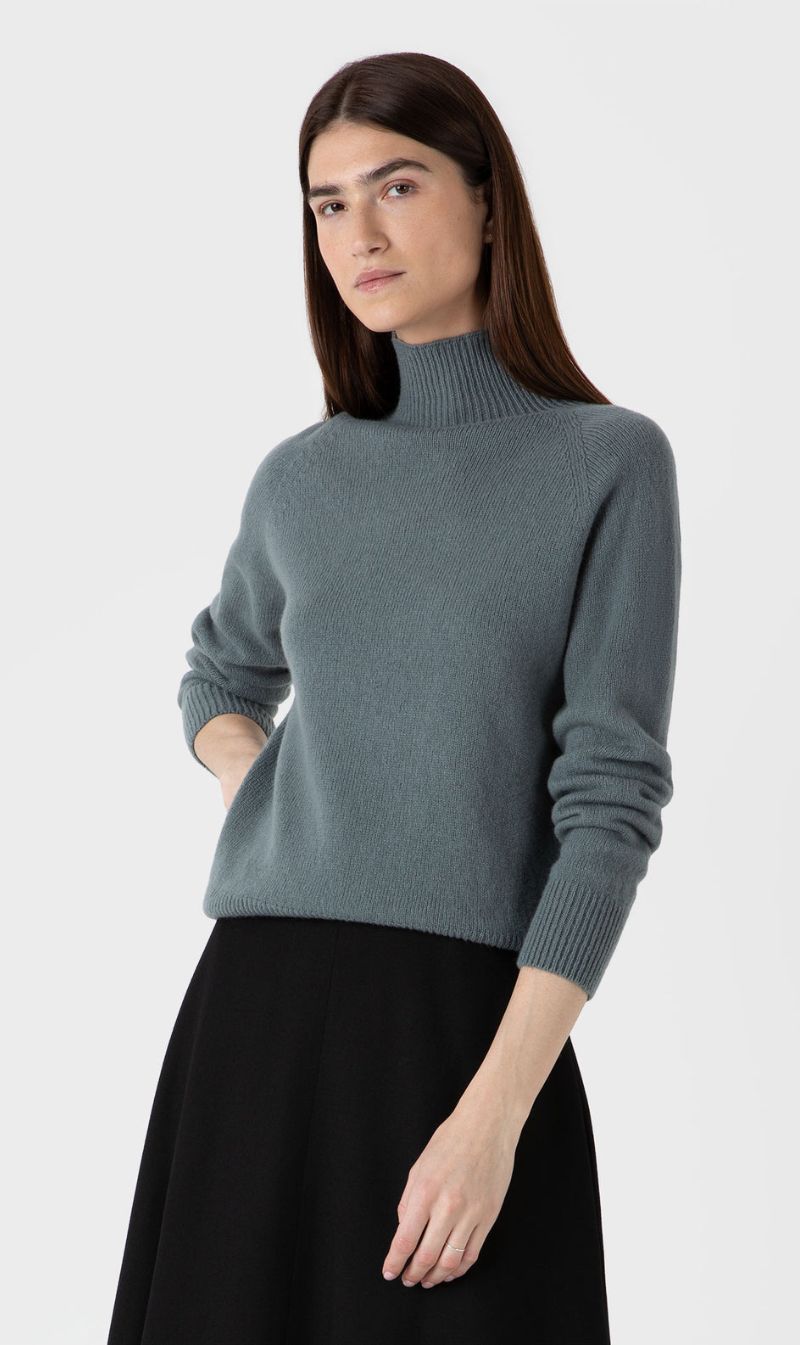 Sunspel | Funnel Neck Jumper - Smoke Green