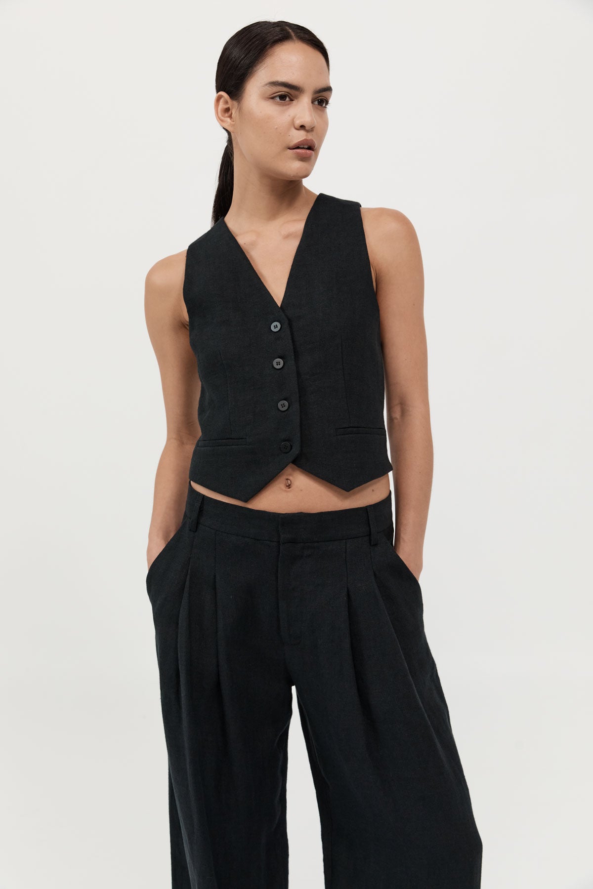 St. Agni | Tailored Linen Vest - Black