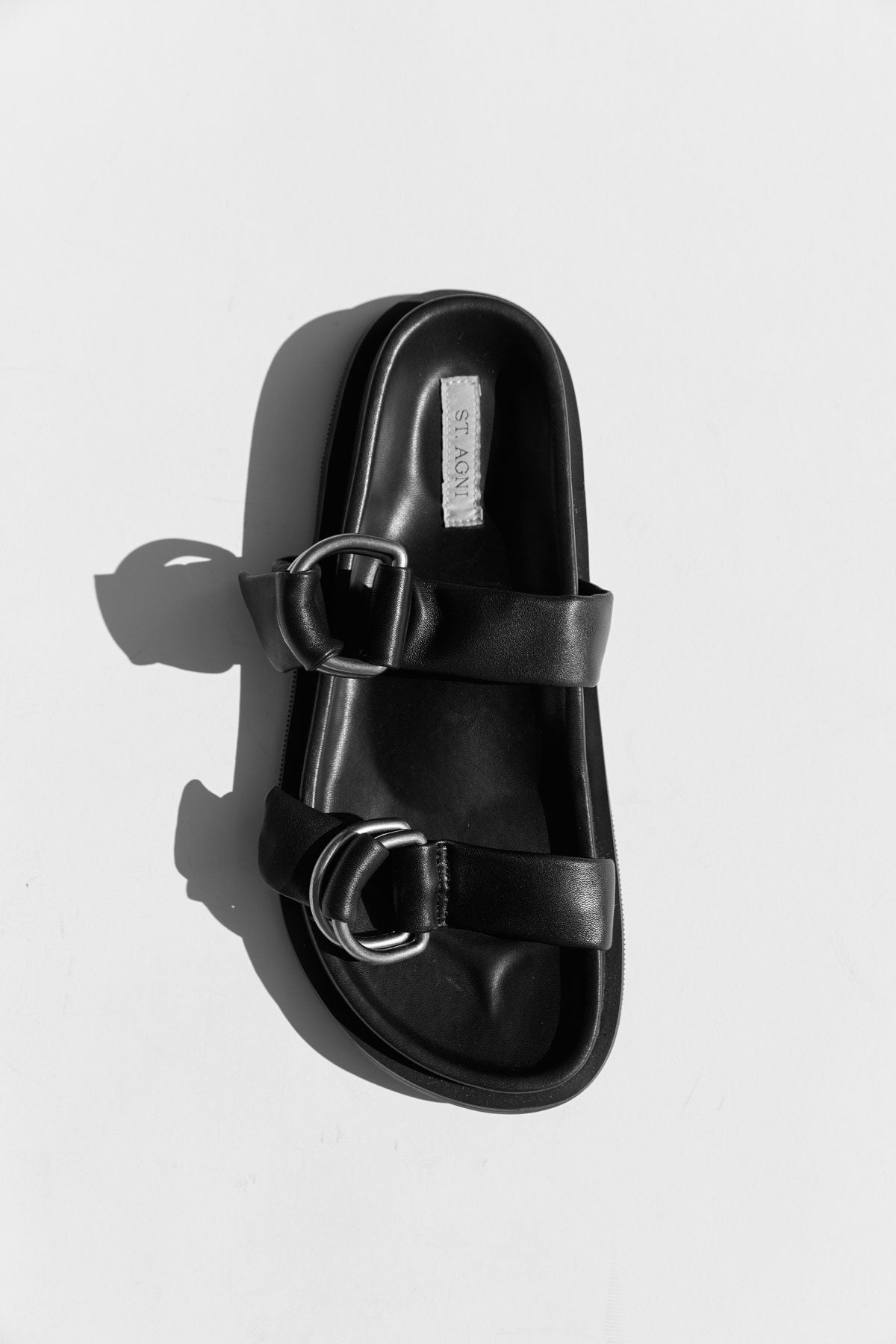 ST. AGNI | Ring Detail Slide - Black